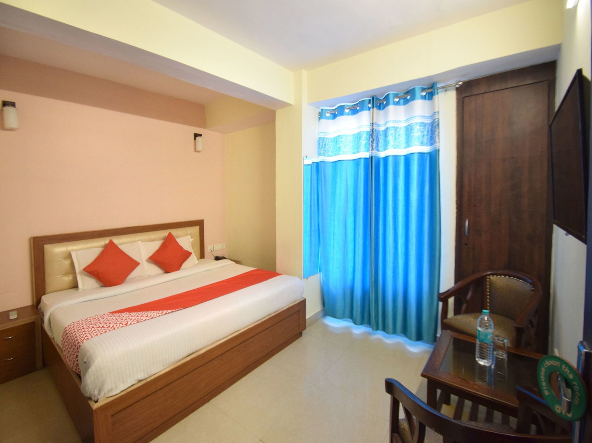 Oyo 8439 Hotel Howard Shimla Buitenkant foto